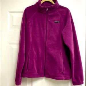 Columbia Fleece Full Zip Up Jacket Women’s XL (size 16, size 18). Like New!
